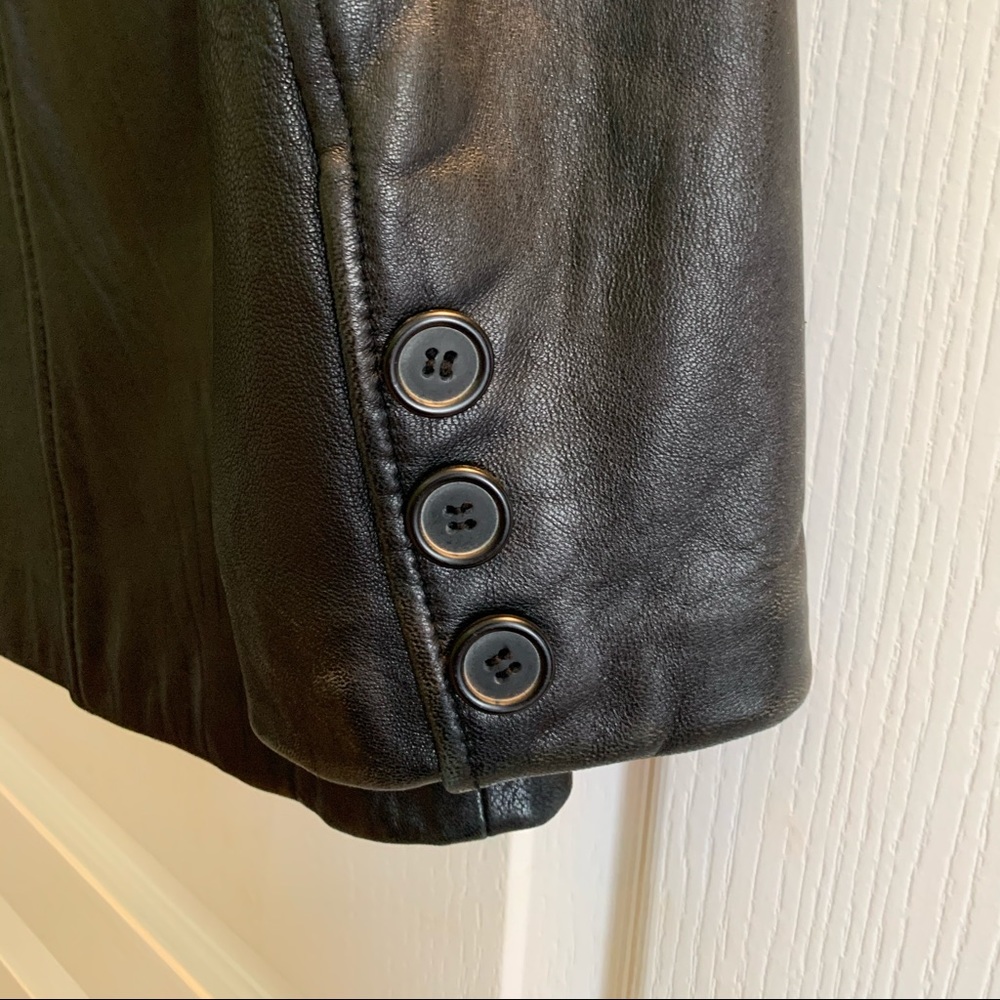 Leather jacket - Picture 4 of 5
